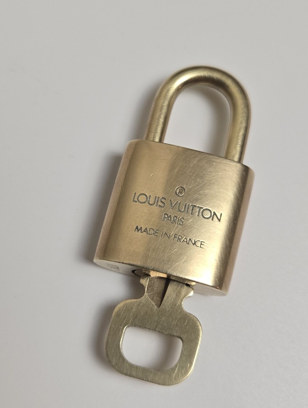 Louis Vuitton Lock and Key #301 Gold Brass Padlock Authentic - Picture 2 of 7